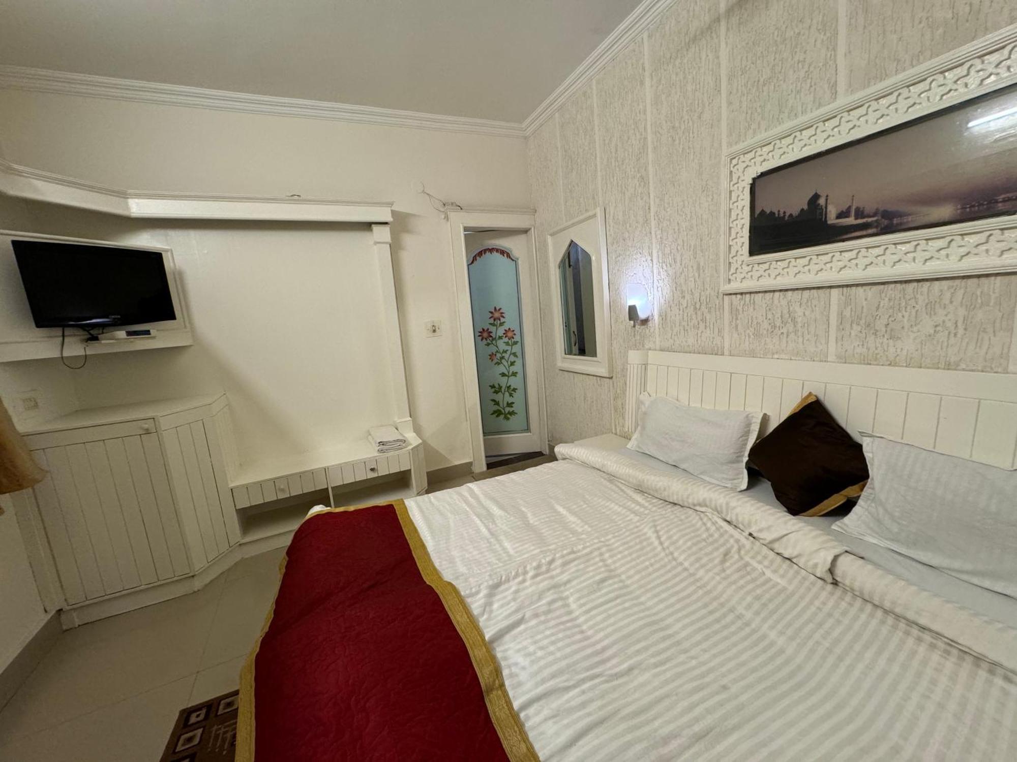 אגרה Hotel Kamal Nearest To Taj Mahal מראה חיצוני תמונה