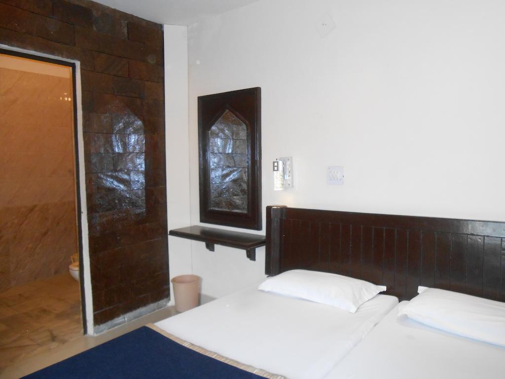 אגרה Hotel Kamal Nearest To Taj Mahal מראה חיצוני תמונה