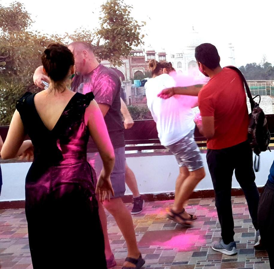 אגרה Hotel Kamal Nearest To Taj Mahal מראה חיצוני תמונה